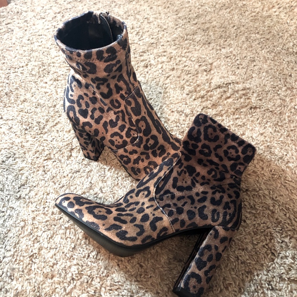 Cheetah print booties Steven Madden